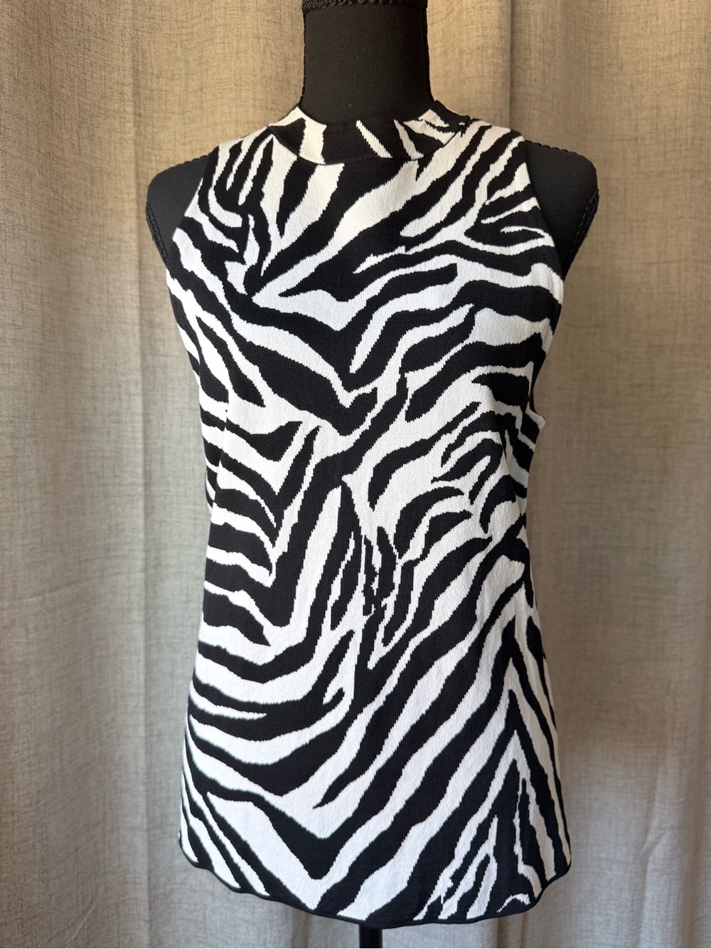 White House Black Market Zebra Print Sleeveless Tank Top – Size L - Picture 1 of 4